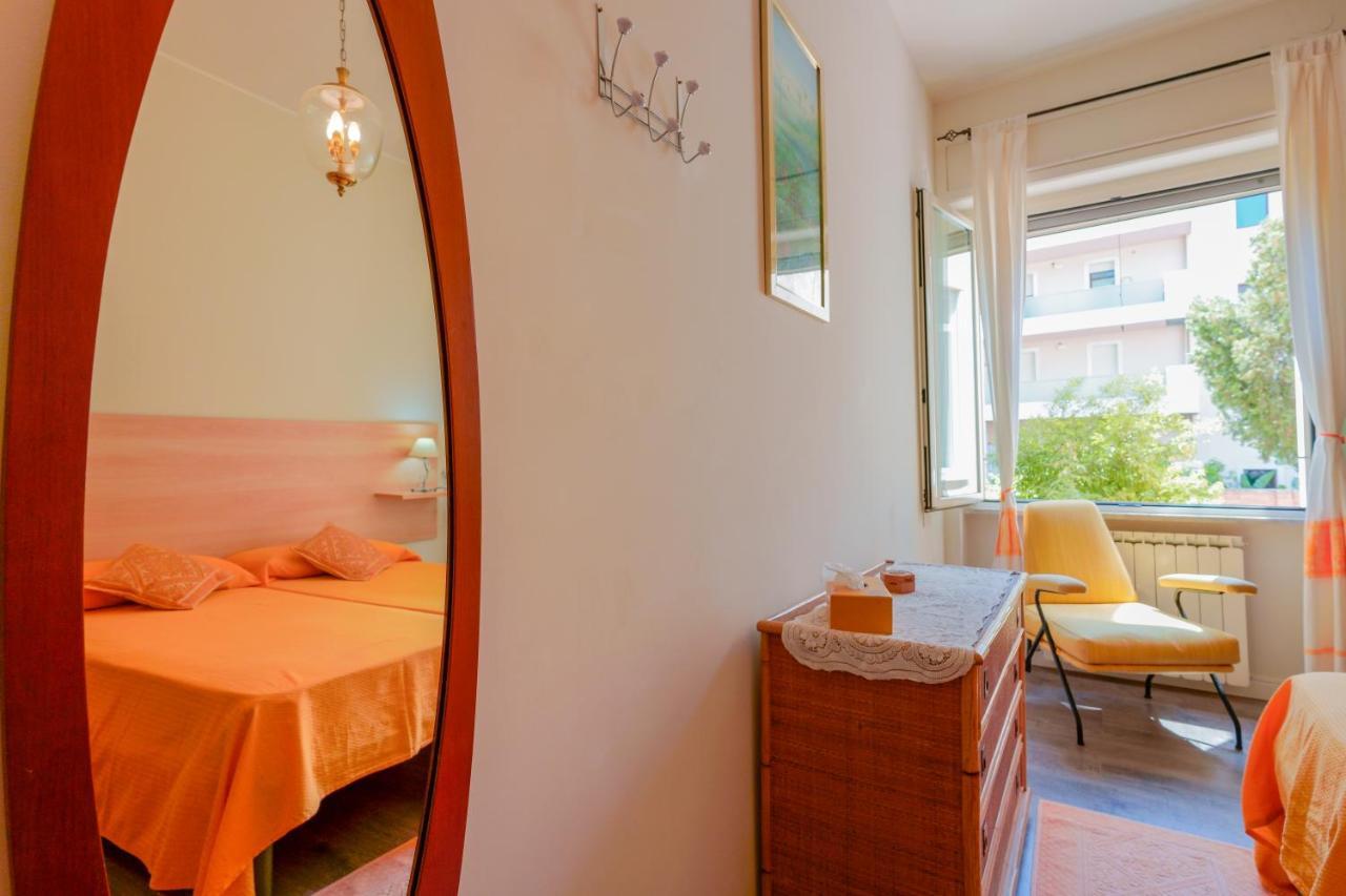 Fortyfourbandb Bed and Breakfast Cagliari Buitenkant foto