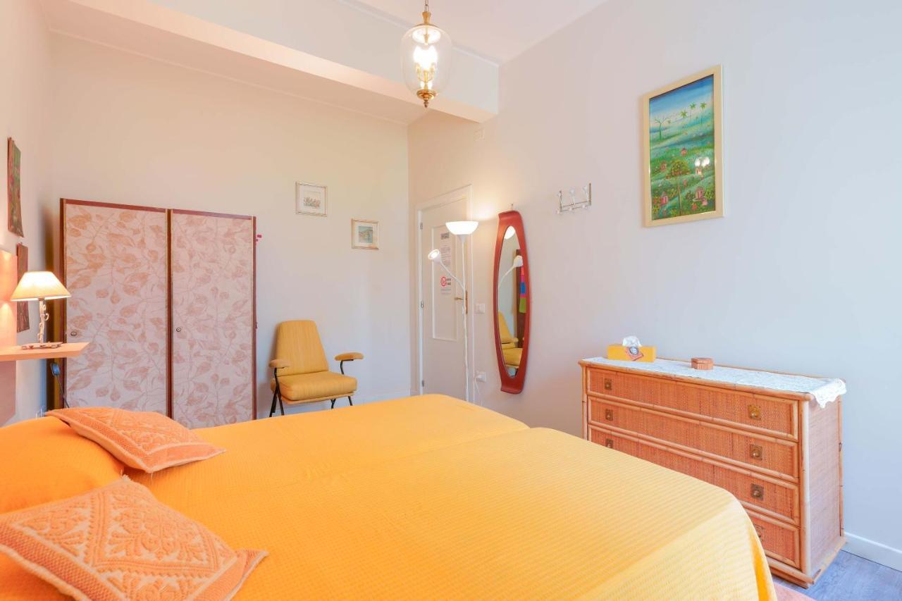 Fortyfourbandb Bed and Breakfast Cagliari Buitenkant foto