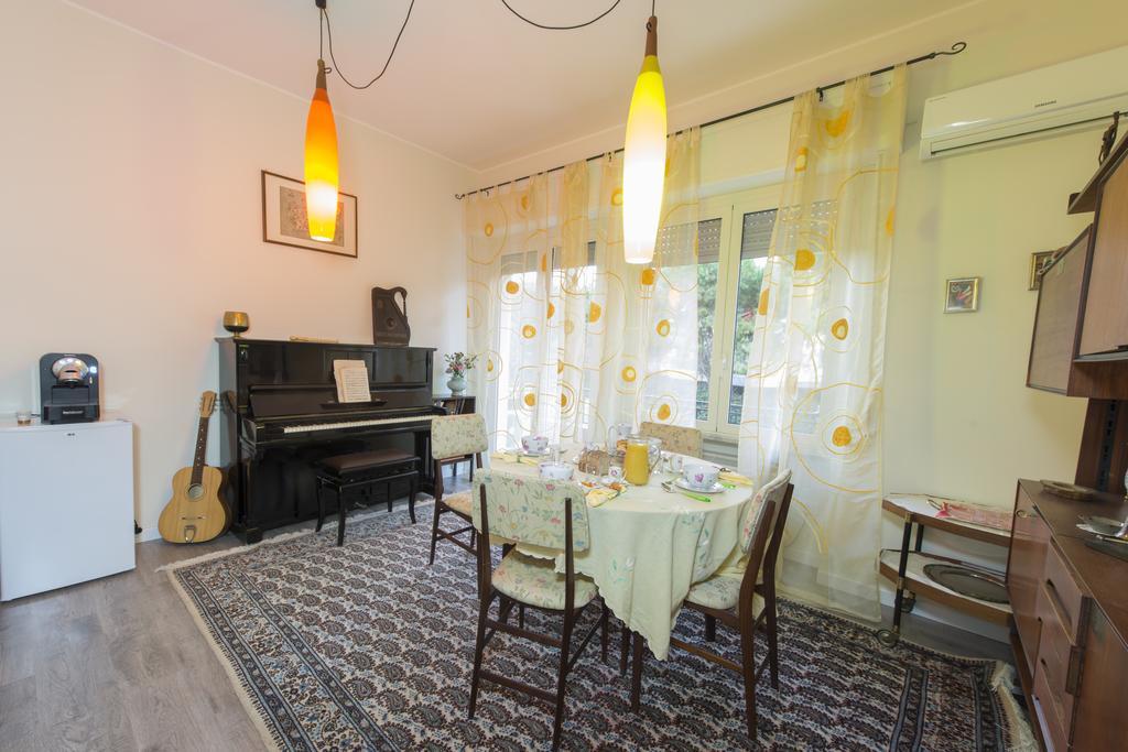 Fortyfourbandb Bed and Breakfast Cagliari Buitenkant foto